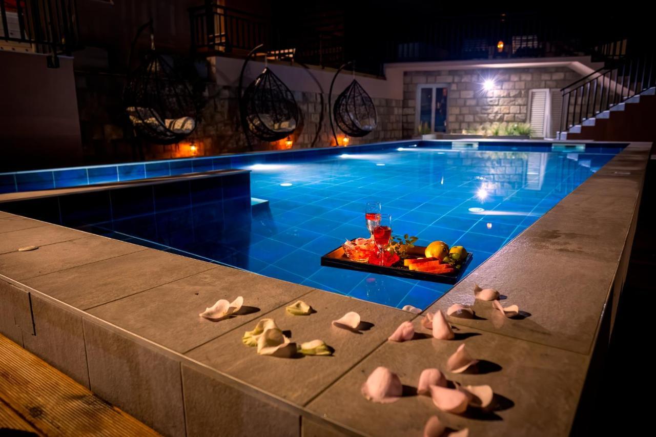 Villa Providenca Celopeci Экстерьер фото